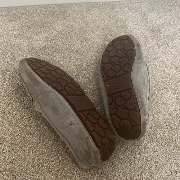 UGG Slip On’s Slippers - Picture 5 of 5